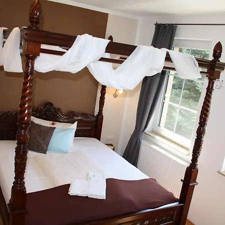 Ξενοδοχείο Landhotel 3*